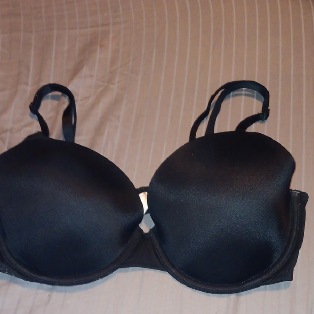 PINK Victoria's Secret Black Bra
